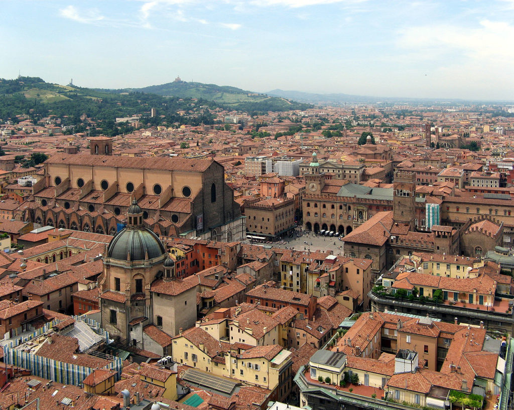 Bologna - Veduta - Grazie Italia - Claudio Messina - Business a tavola