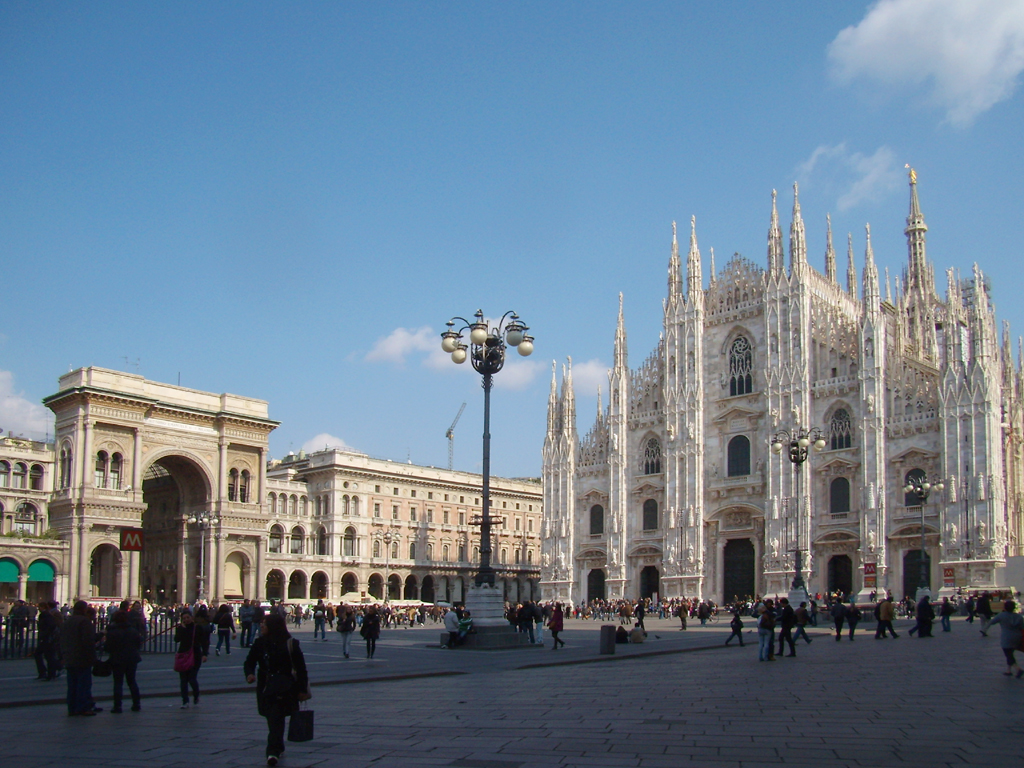 Milano - Piazza del Duomo - Grazie Italia - Claudio Messina - Business a tavola