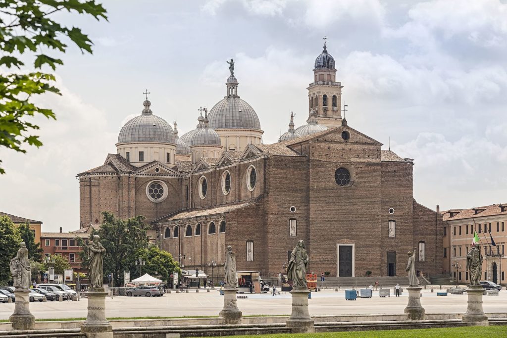Padova - Abbazia di Santa Giustina - Grazie Italia - Claudio Messina - Business a tavola