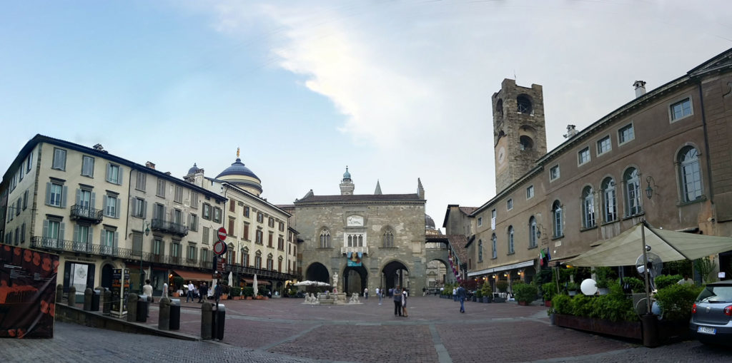 Bergamo – Piazza Vecchia – Grazie Italia – Business a tavola – Claudio Messina