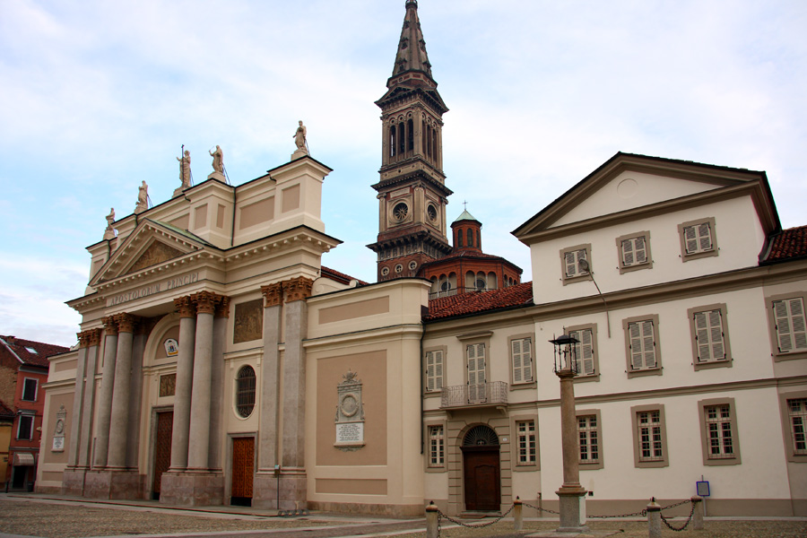 Alessandria – Duomo di Santa Maria Assunta – Grazie Italia – Business a tavola – Claudio Messina