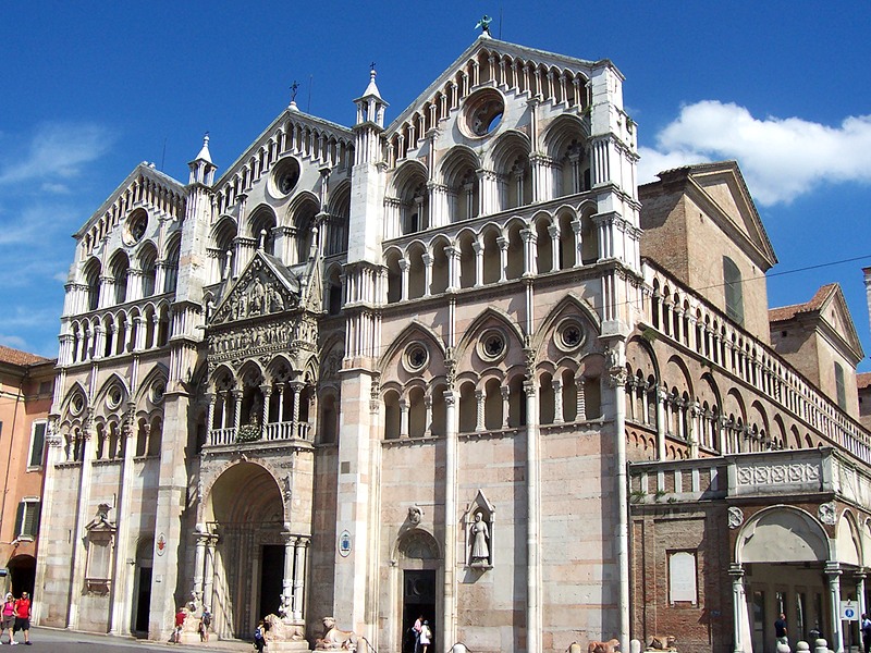 Ferrara – Cattedrale di San Giorgio – Grazie Italia – Business a tavola – Claudio Messina