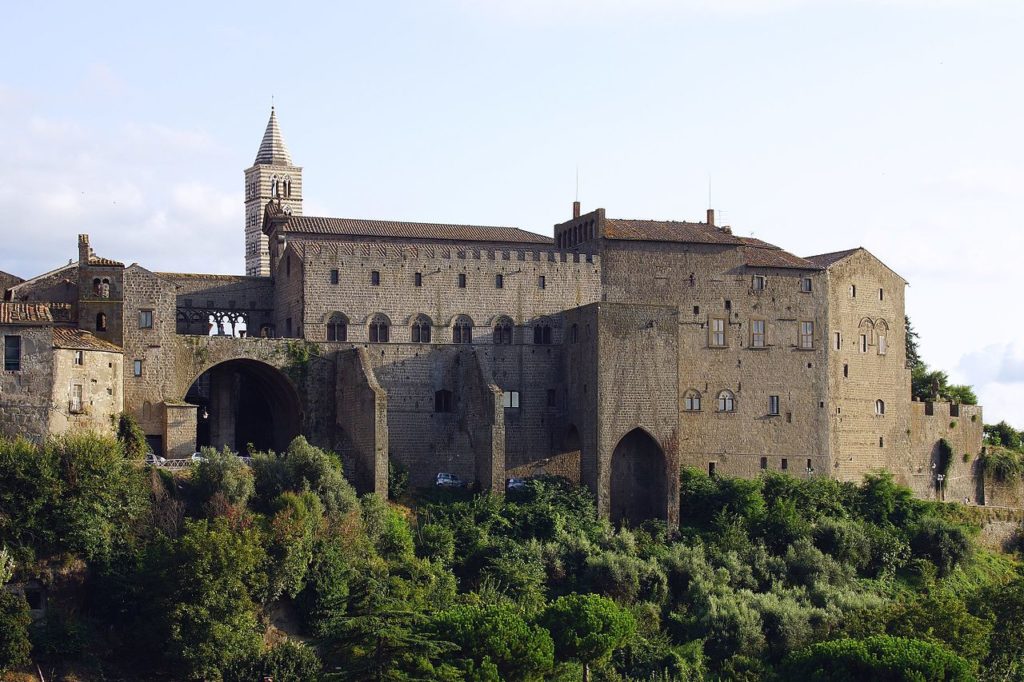 Viterbo – Palazzo dei Papi – Grazie Italia – Business a tavola – Claudio Messina