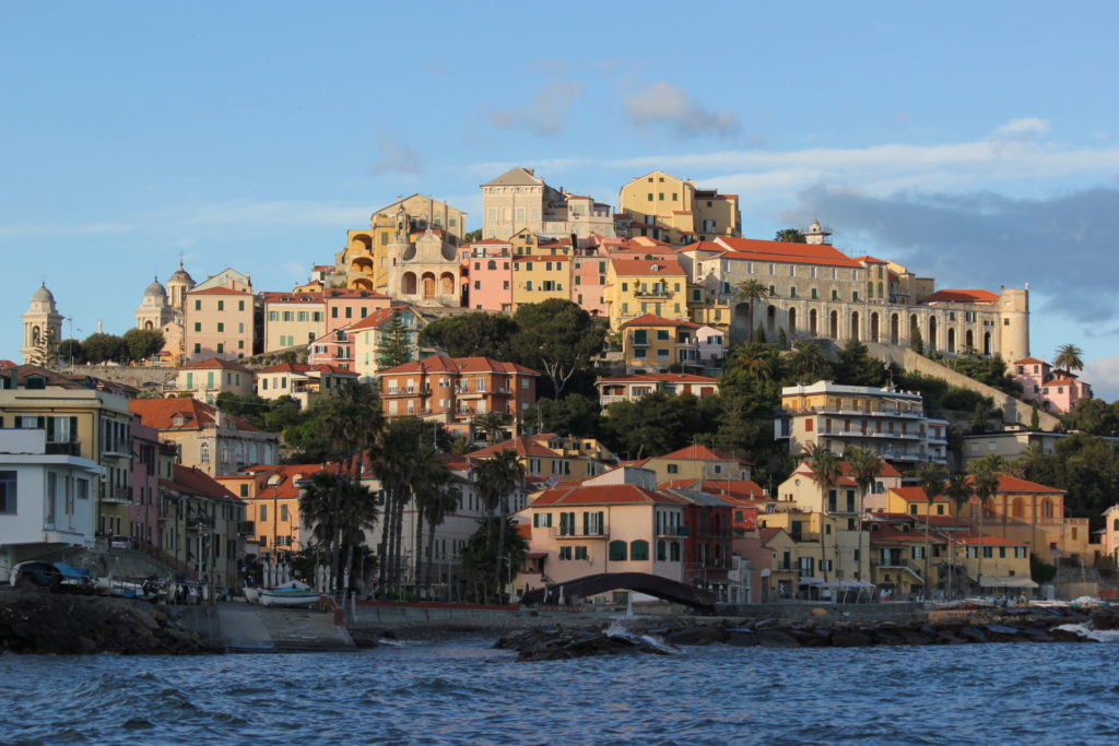 Imperia – Rione Porto Maurizio – Grazie Italia – Business a tavola – Claudio Messina